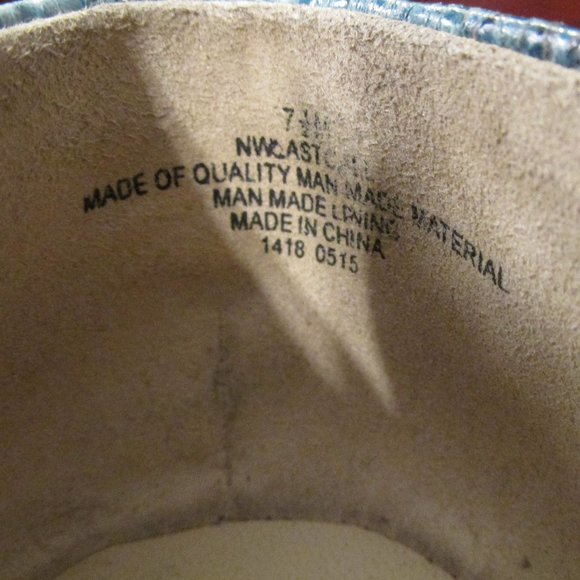 Blue Faux Snakeskin Flats - Picture 8 of 10